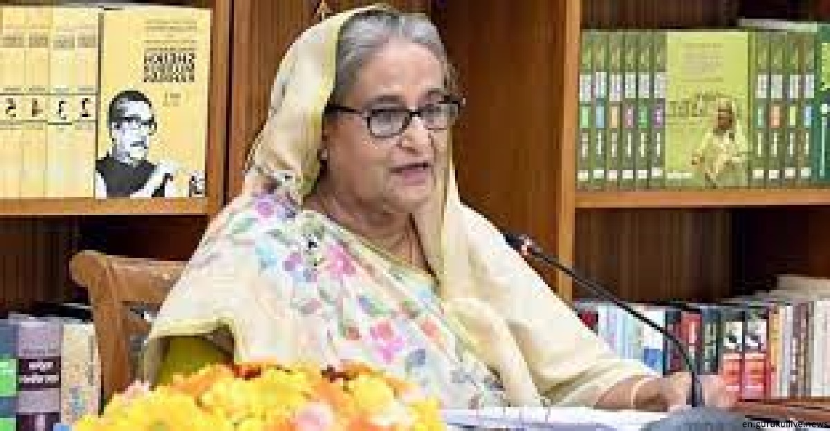 Work sincerely as the development of the country is not hampered: PM